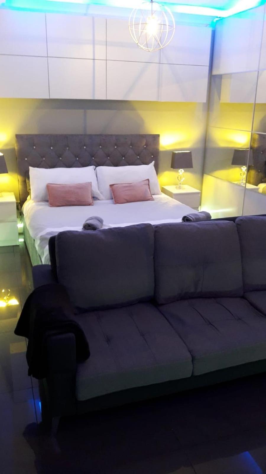 Studio London